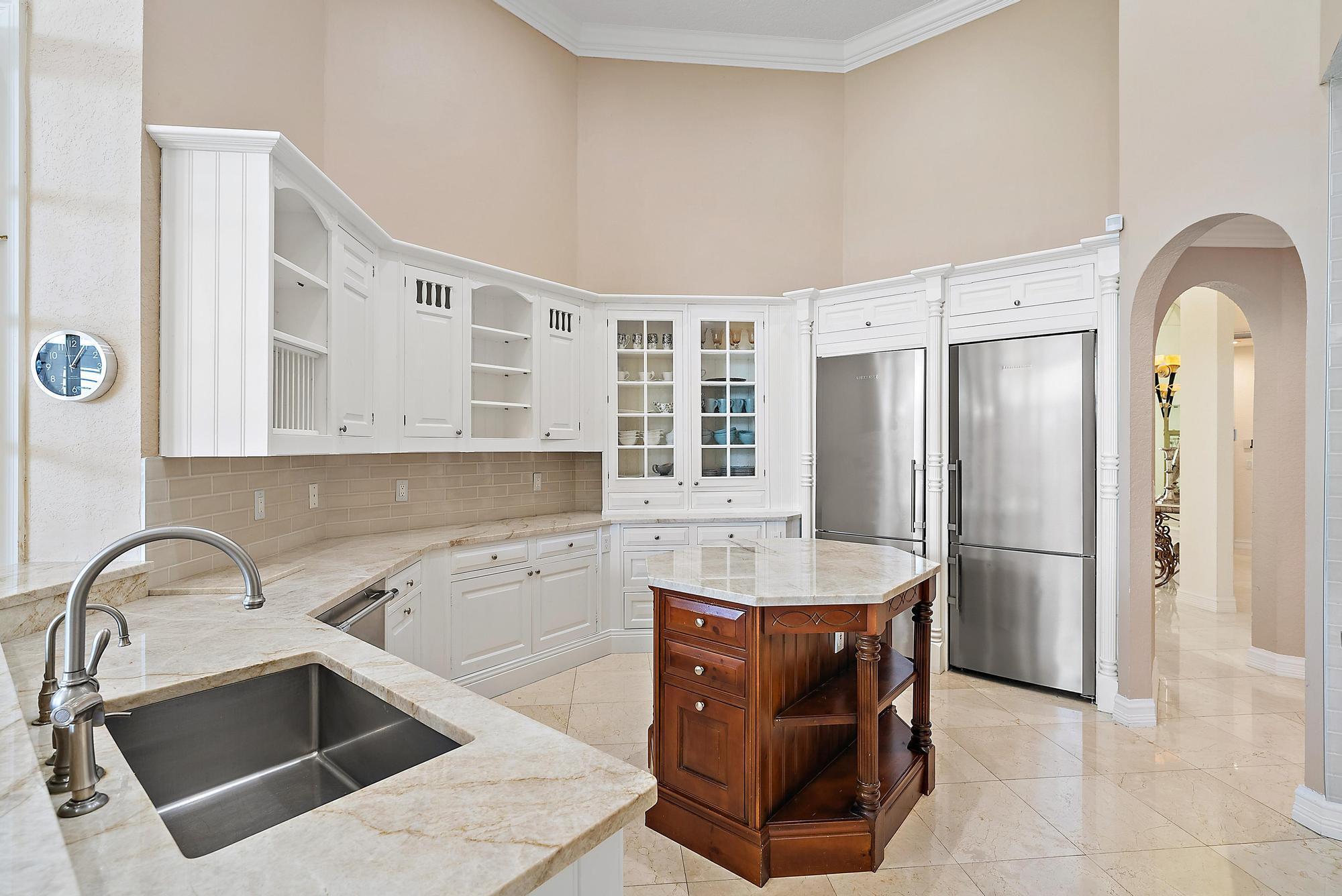 IBIS GOLF AND COUNTRY CLU - Residential