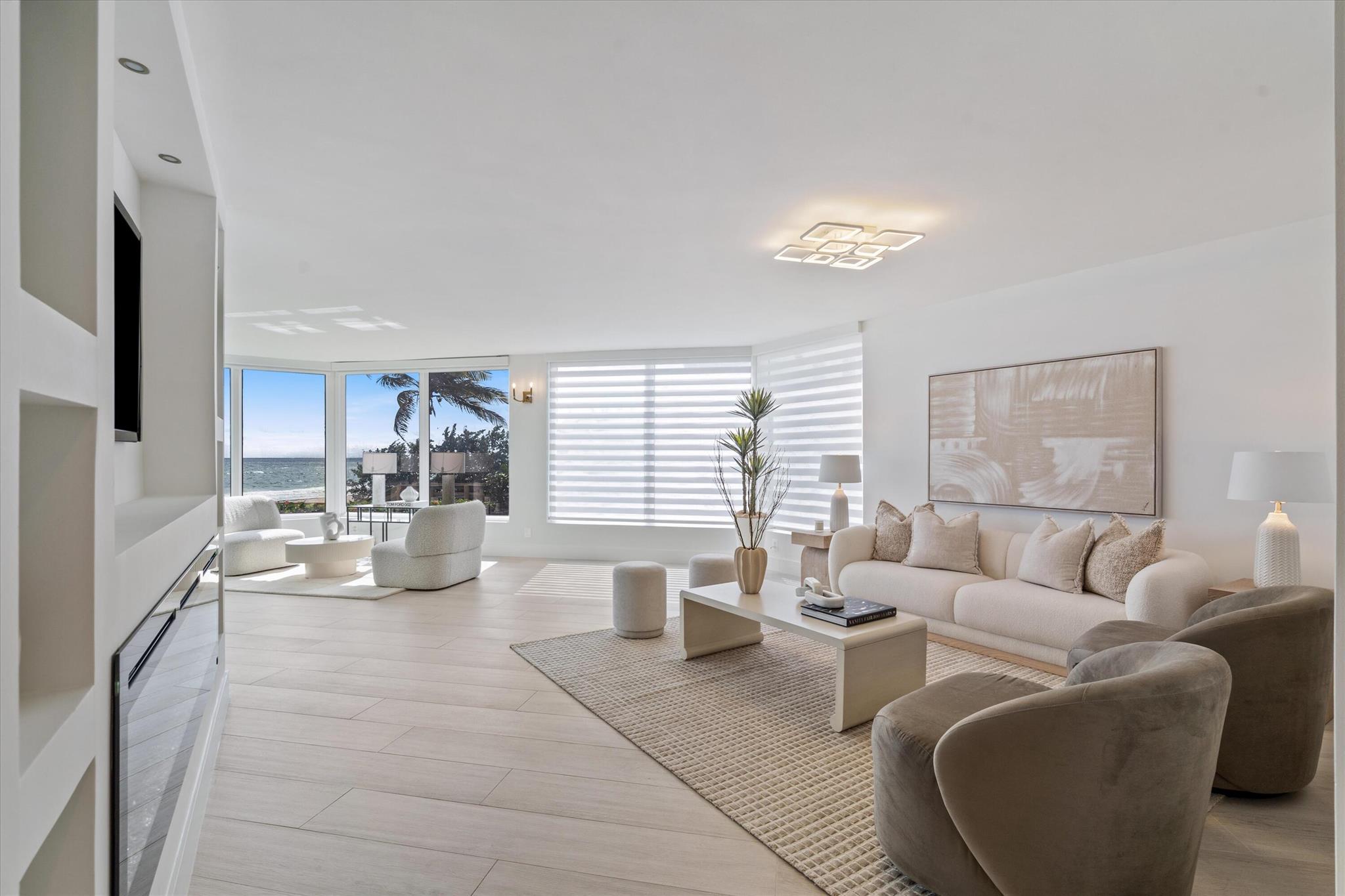 TOWNHOUSES OF HIGHLAND BE - Residential