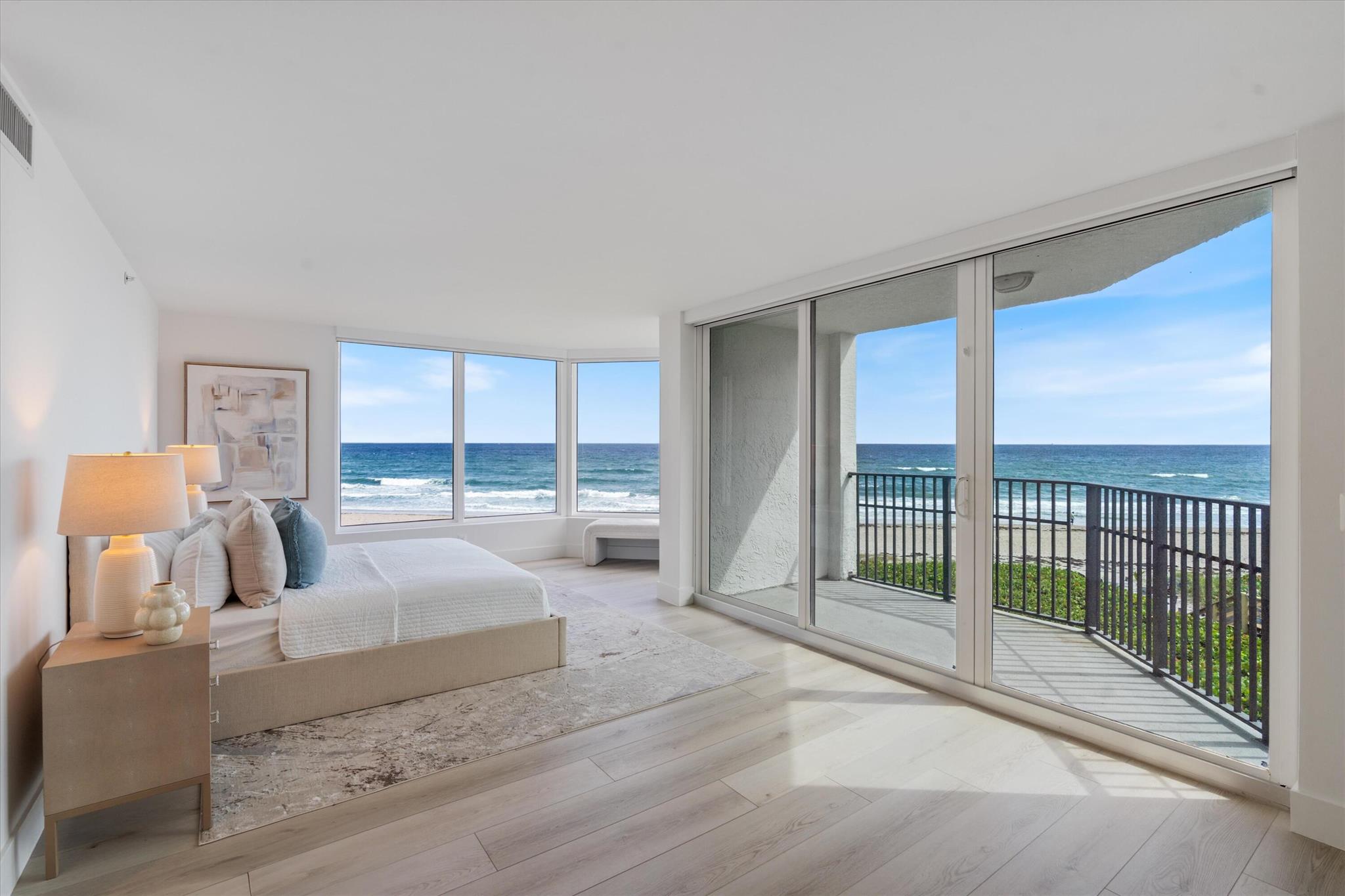 TOWNHOUSES OF HIGHLAND BE - Residential