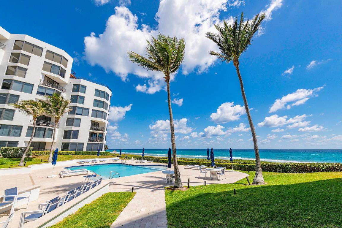 TOWNHOUSES OF HIGHLAND BEACH CONDO - Residential