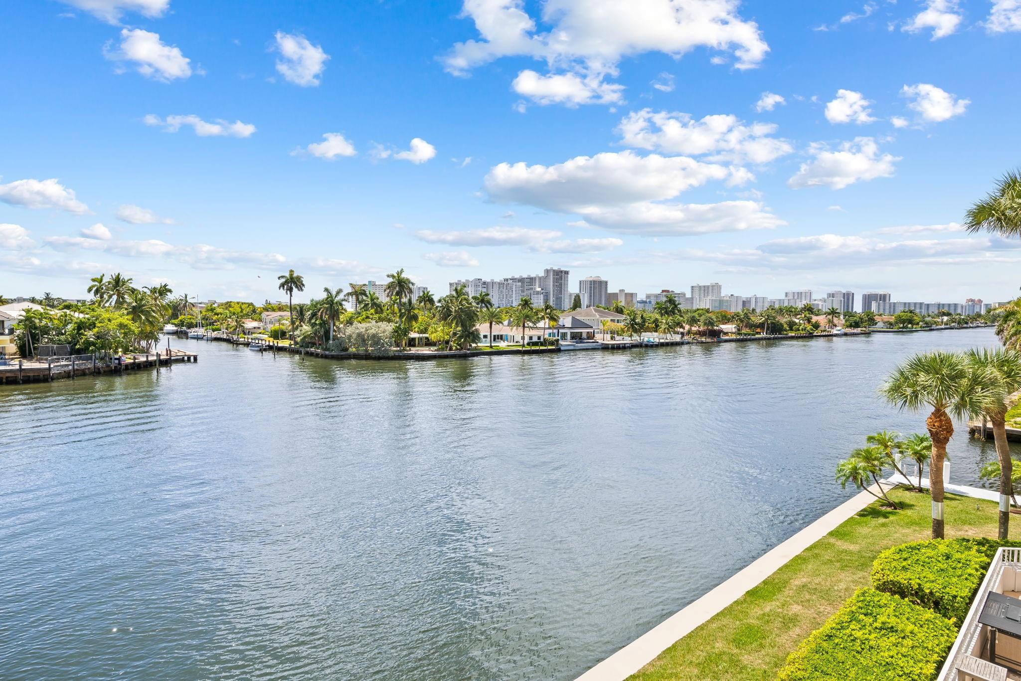 3100 NE 47th Ct 303