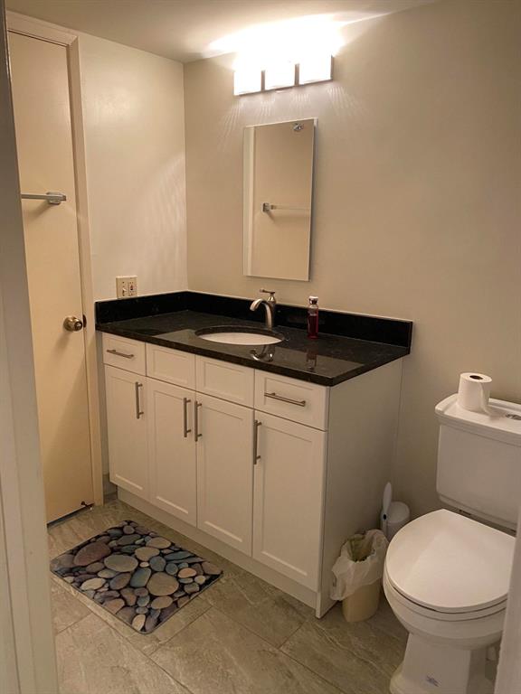 HUNTINGTON LAKES SEC FIVE - Residential Lease