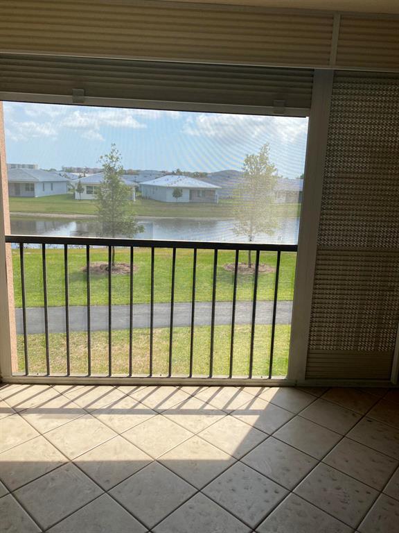 HUNTINGTON LAKES SEC FIVE - Residential Lease