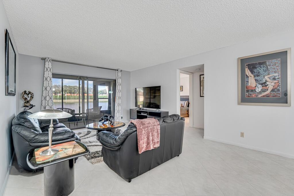 PEMBRIDGE B - Residential