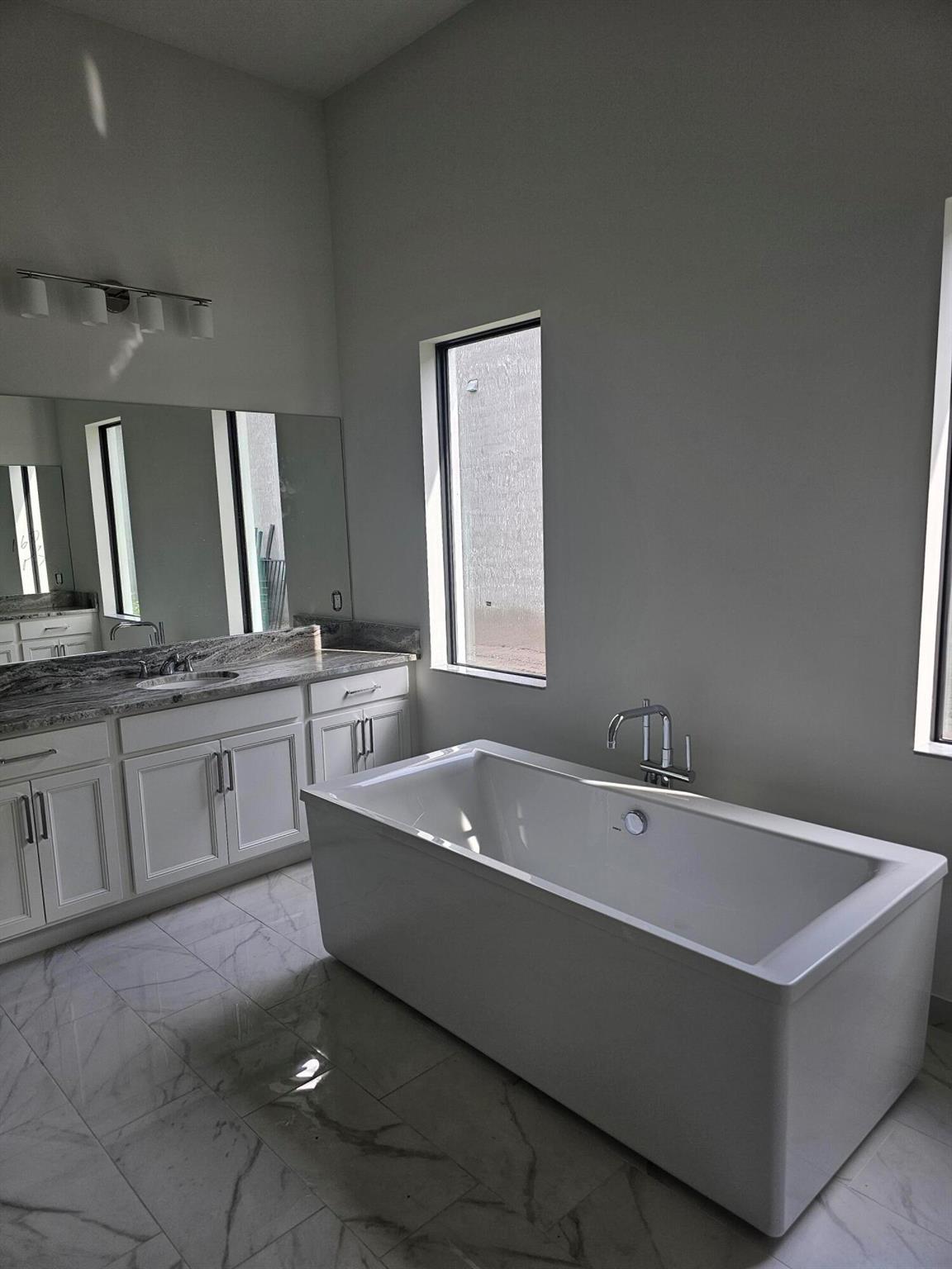 ROYAL PALM POLO PLAT - Residential