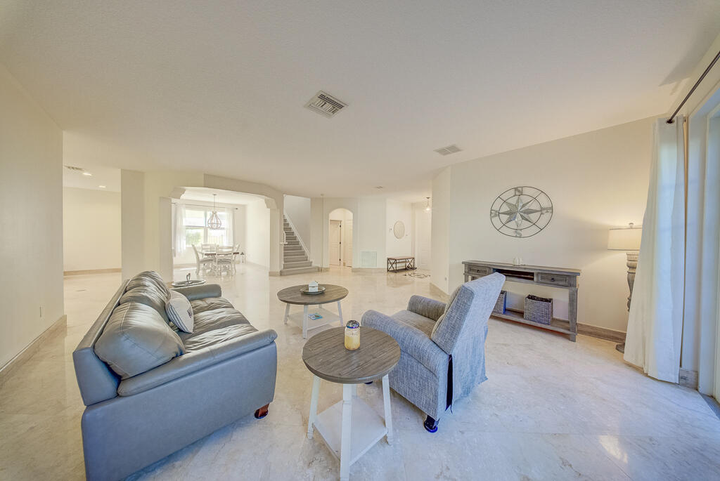 OLYMPIA 2 - Residential