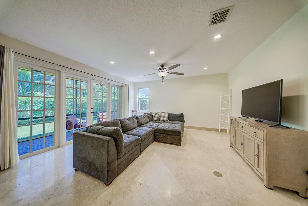 OLYMPIA 2 - Residential