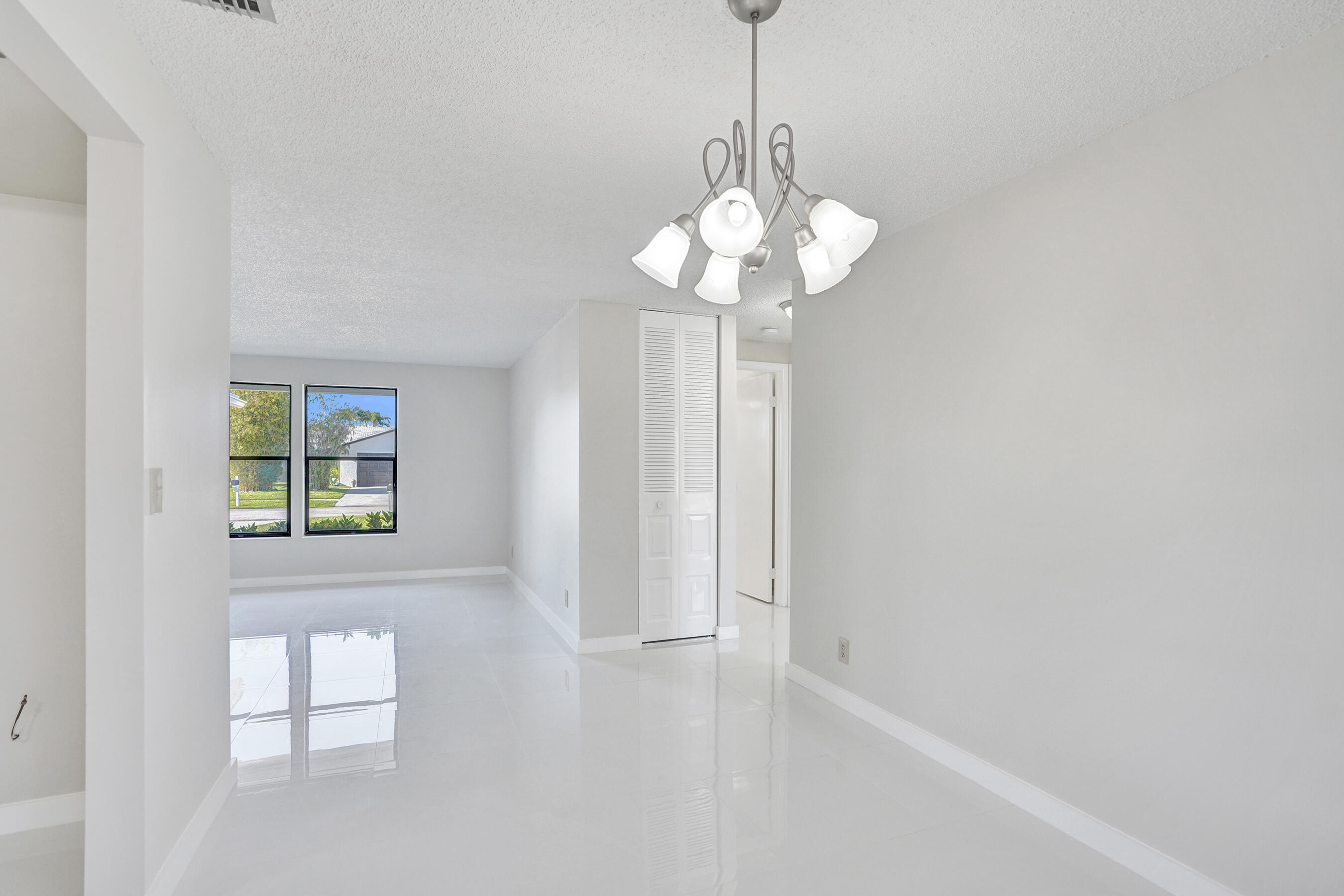 LE CHALET 4-A - Residential