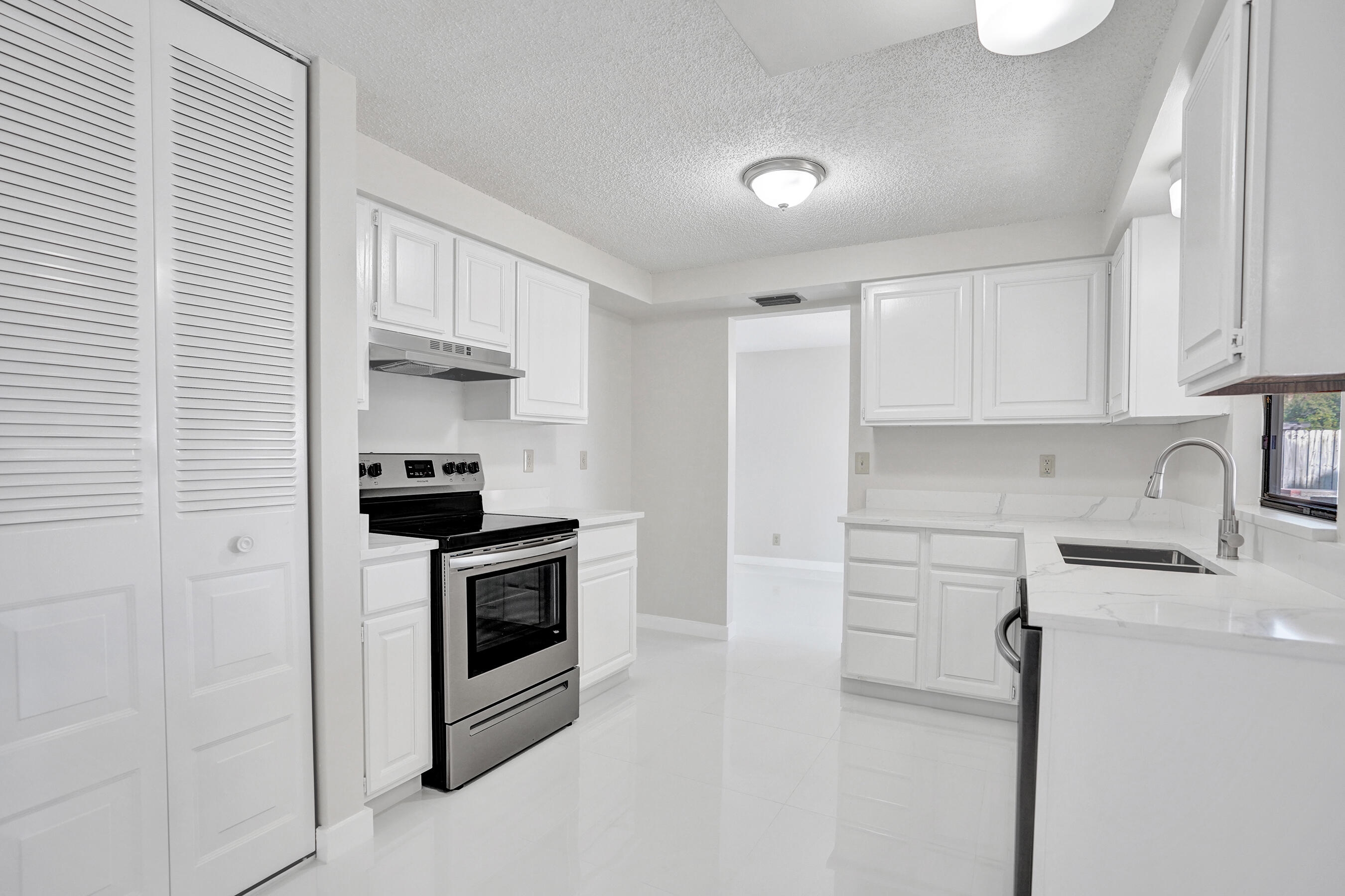 LE CHALET 4-A - Residential