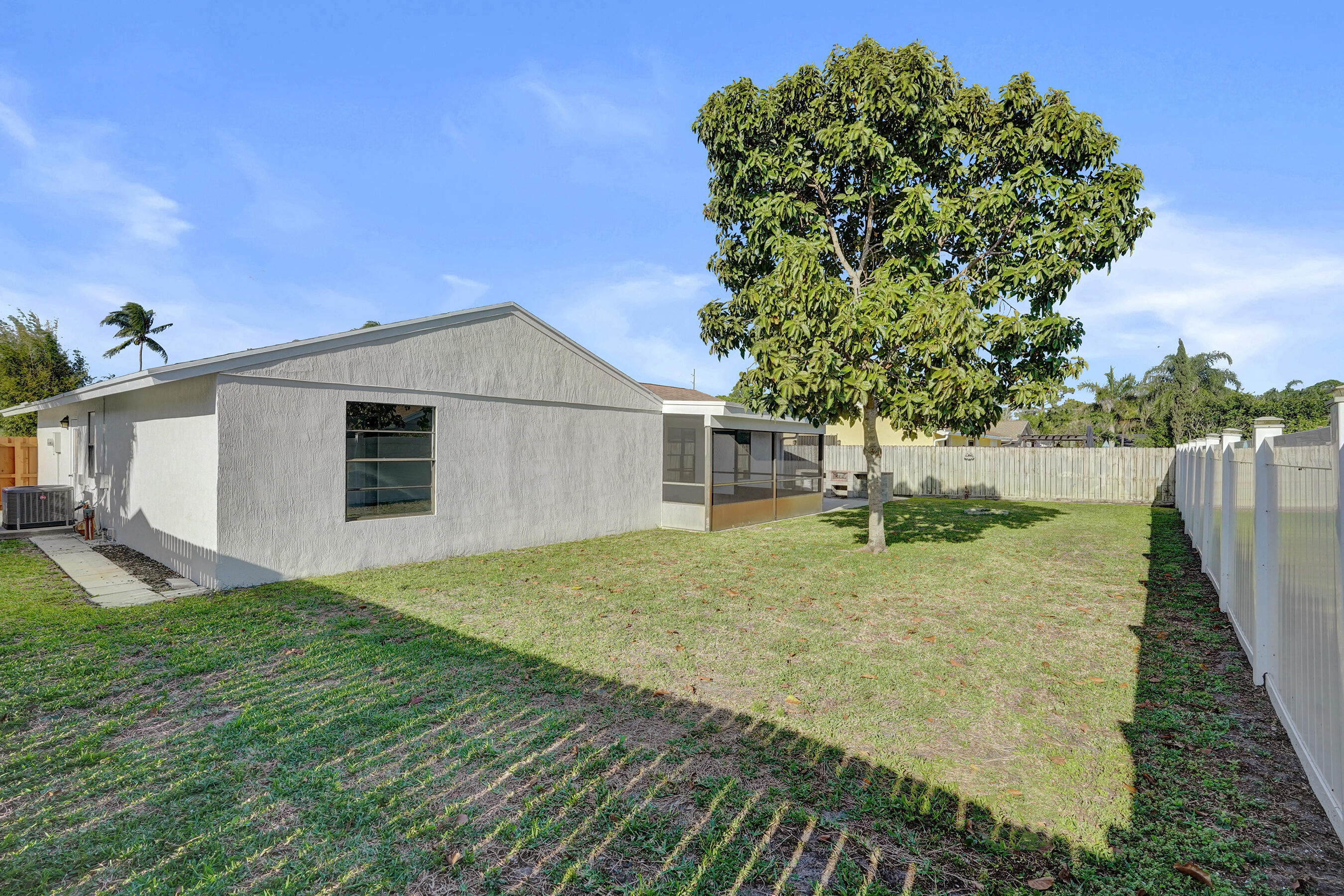 LE CHALET 4-A - Residential