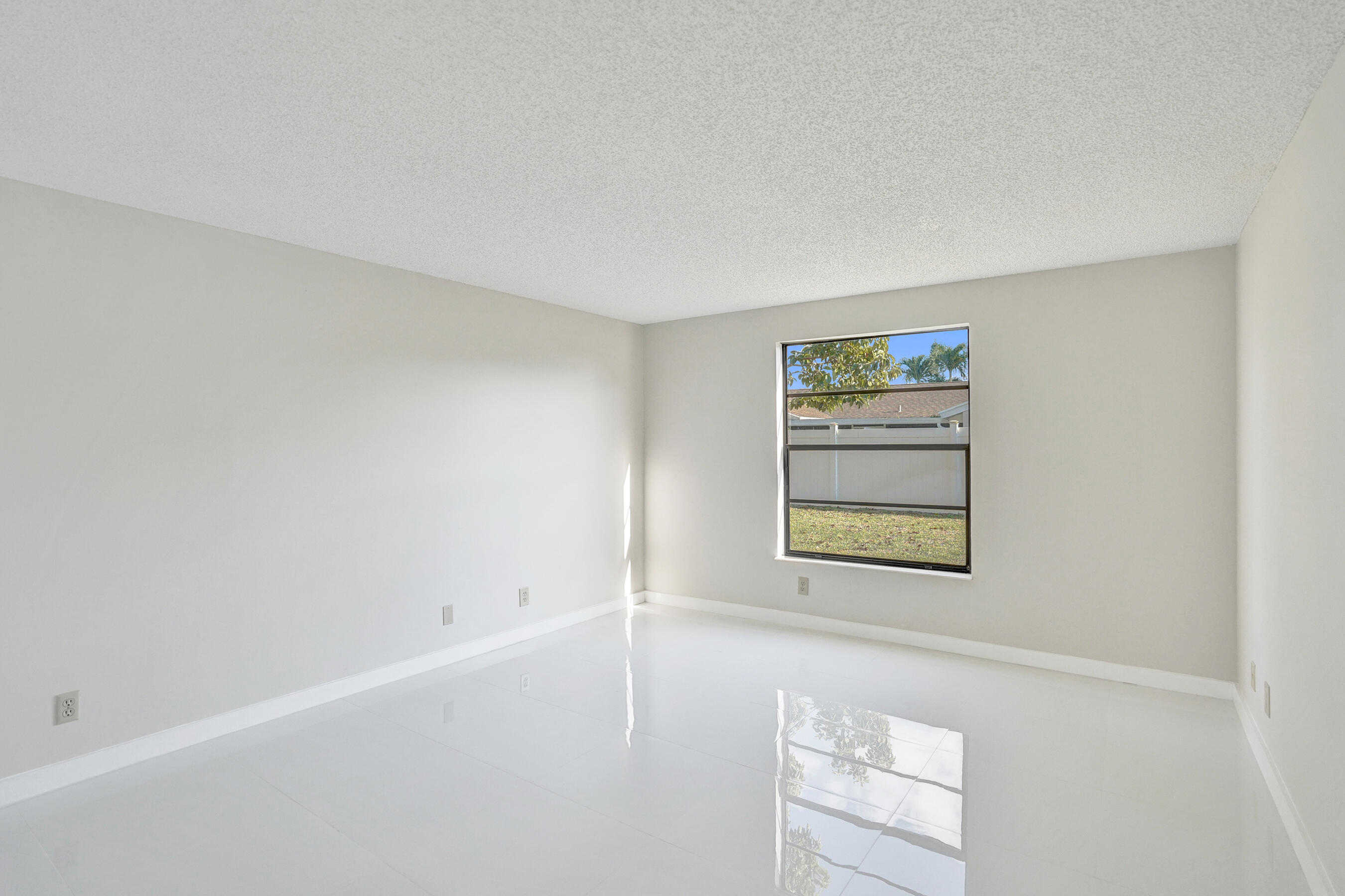 LE CHALET 4-A - Residential