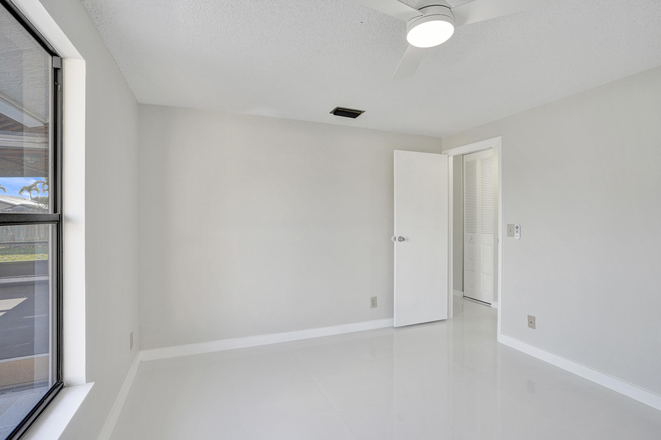 LE CHALET 4-A - Residential