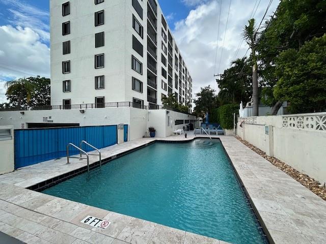 2300 NE 33rd Ave 403