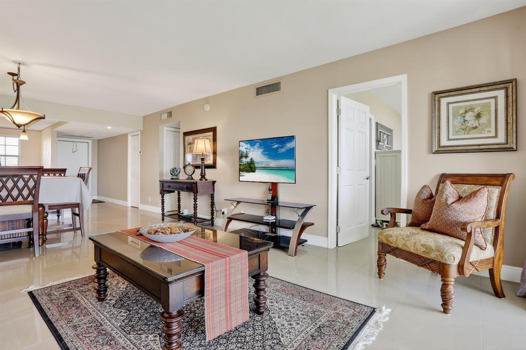 No 60 Palm-Aire Country C - Residential Lease