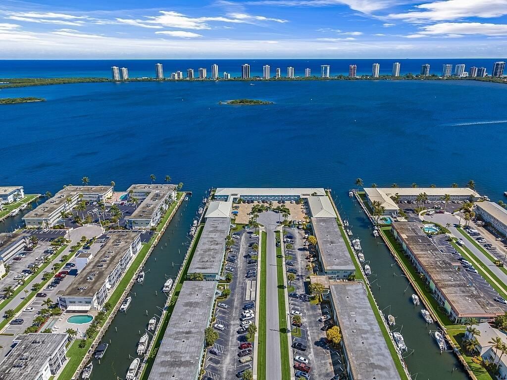 Photo of 110 Wettaw Lane #206, North Palm Beach, FL 33408 (MLS # R10929192)