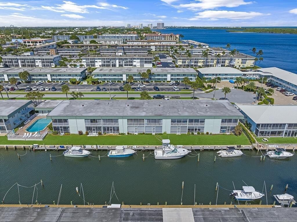 Photo of 110 Wettaw Lane #206, North Palm Beach, FL 33408 (MLS # R10929192)