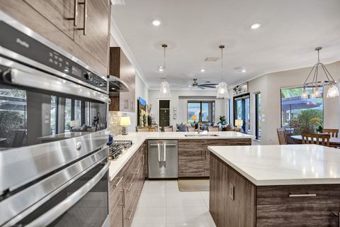Tiny photo for 10514 N Lago Vista Circle, Parkland, FL 33076 (MLS # B26015873)