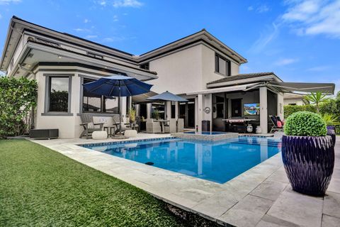 Tiny photo for 10514 N Lago Vista Circle, Parkland, FL 33076 (MLS # B26015873)