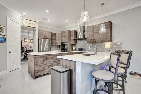 Tiny photo for 10514 N Lago Vista Circle, Parkland, FL 33076 (MLS # B26015873)