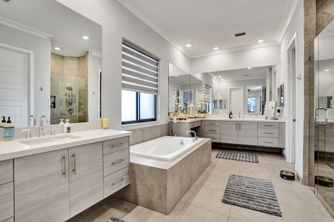 Tiny photo for 10514 N Lago Vista Circle, Parkland, FL 33076 (MLS # B26015873)