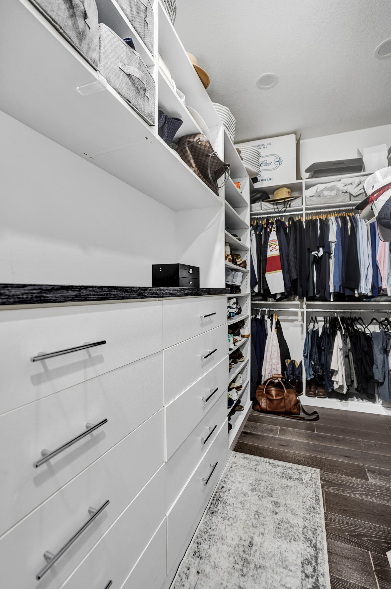 Cascata@Miralago - Residential