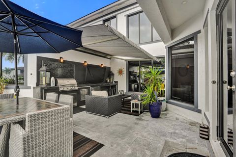 Tiny photo for 10514 N Lago Vista Circle, Parkland, FL 33076 (MLS # B26015873)