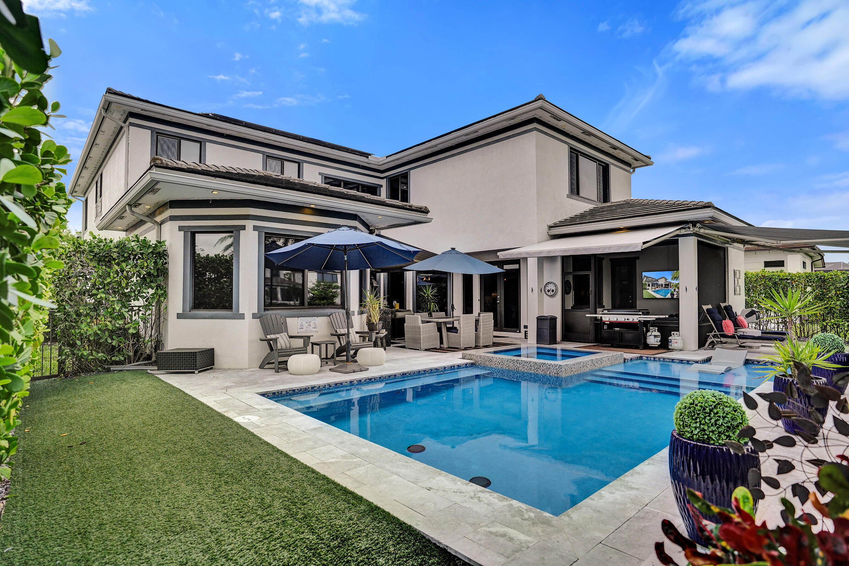 Cascata@Miralago - Residential