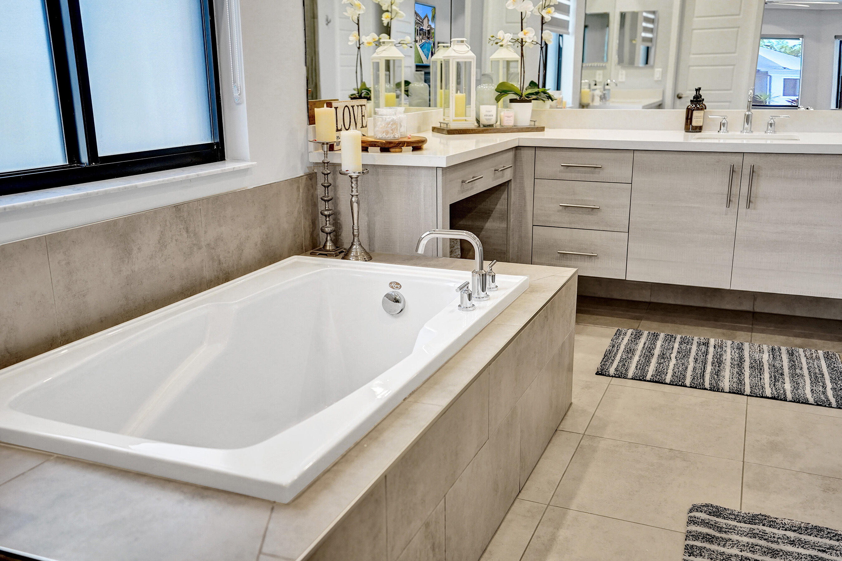 Cascata@Miralago - Residential