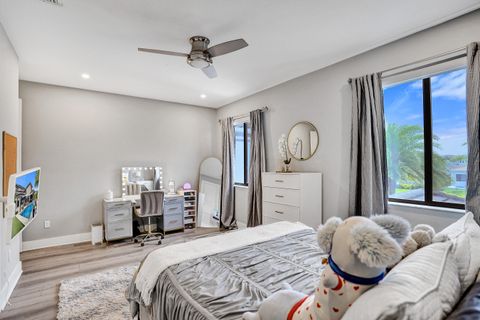 Tiny photo for 10514 N Lago Vista Circle, Parkland, FL 33076 (MLS # B26015873)