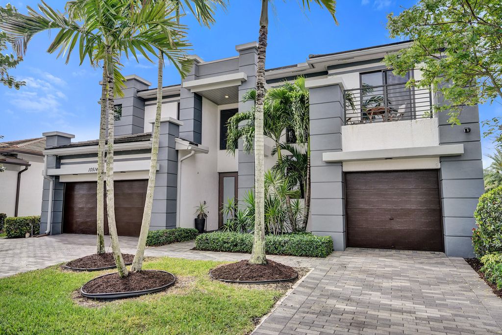 Photo of 10514 N Lago Vista Circle, Parkland, FL 33076 (MLS # B26015873)