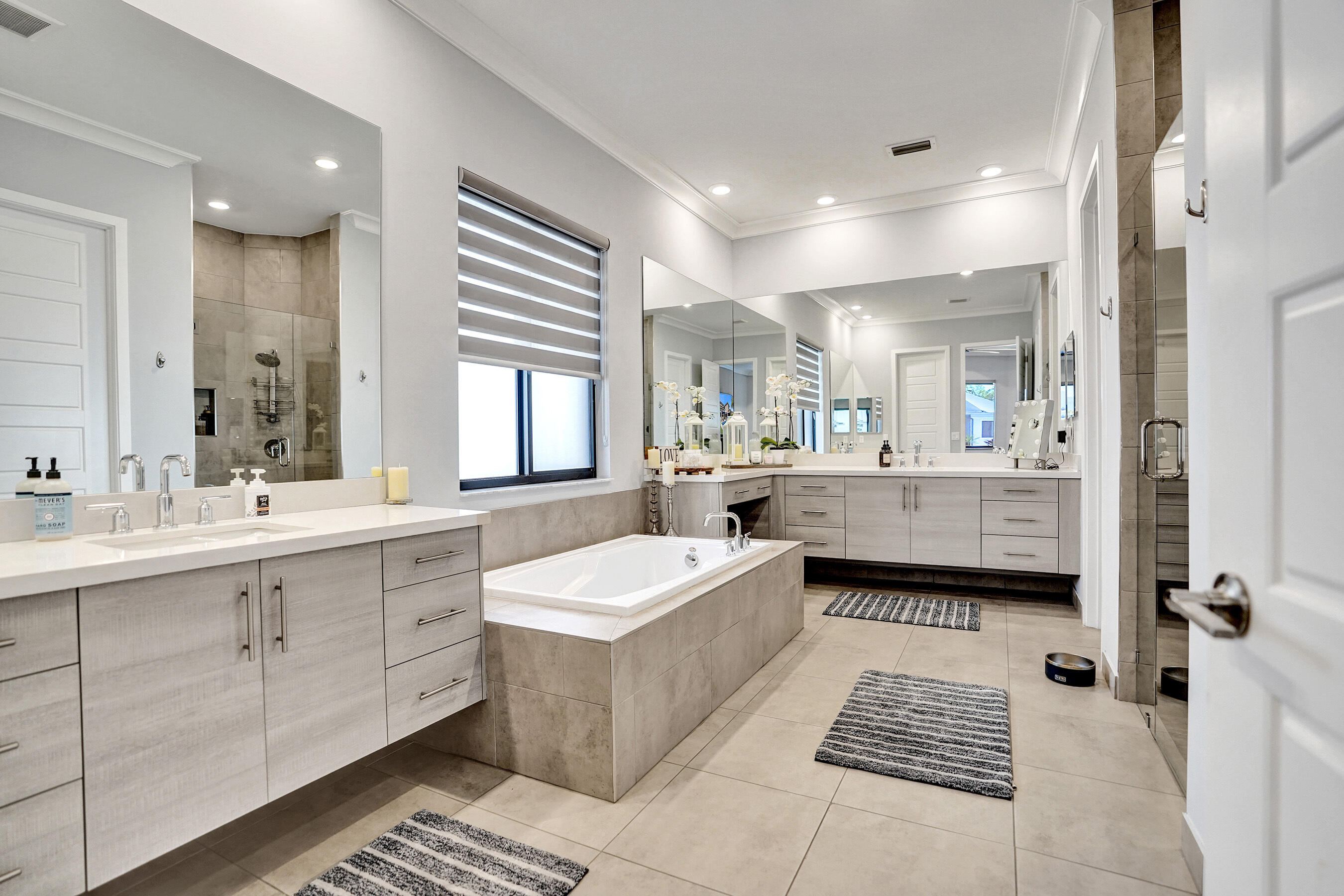 Cascata@Miralago - Residential