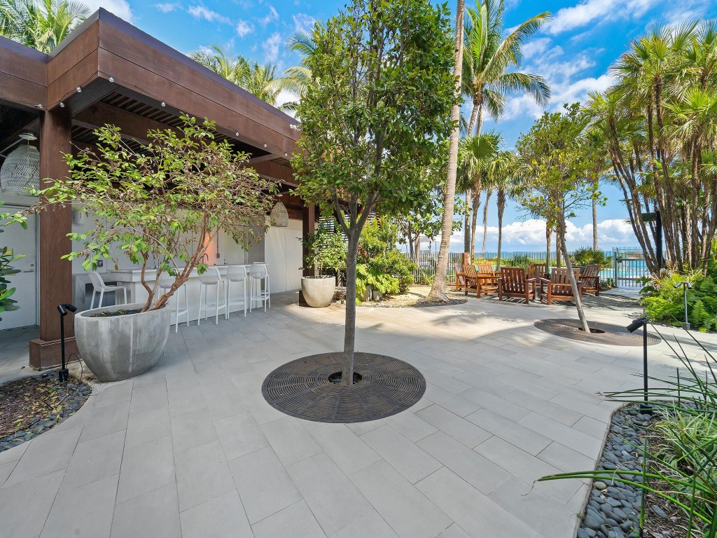 AUBERGE BEACH RESIDENCES - Residential