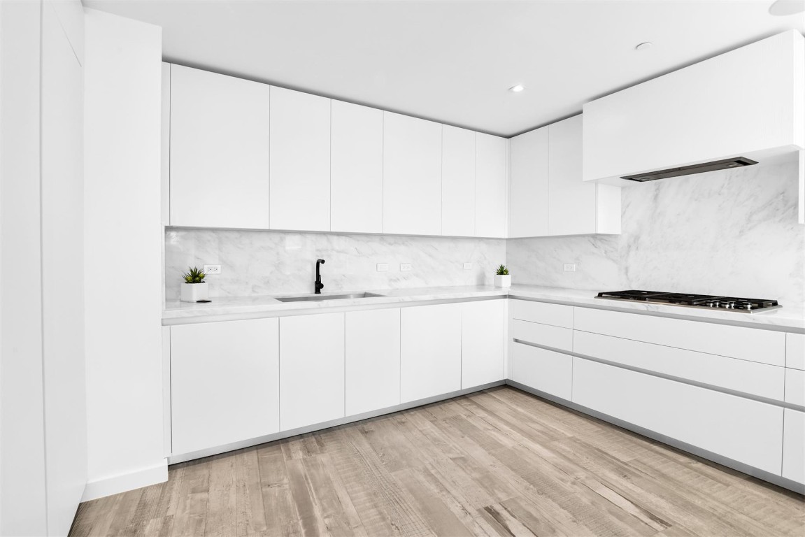 AUBERGE BEACH RESIDENCES - Residential