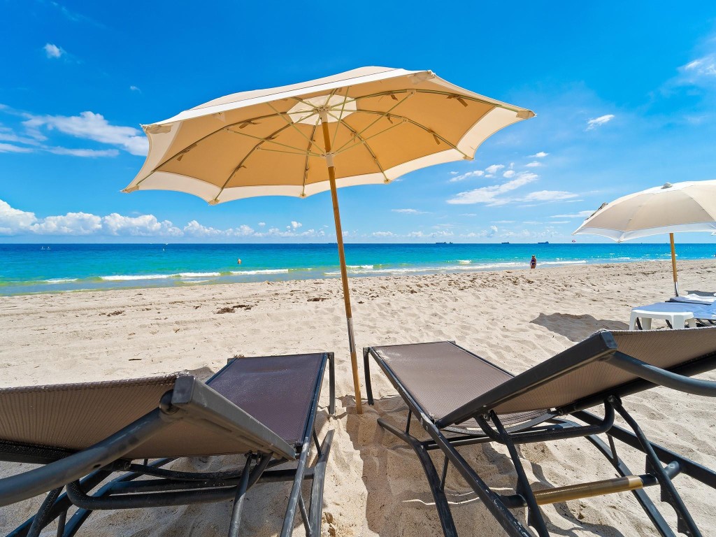 AUBERGE BEACH RESIDENCES - Residential