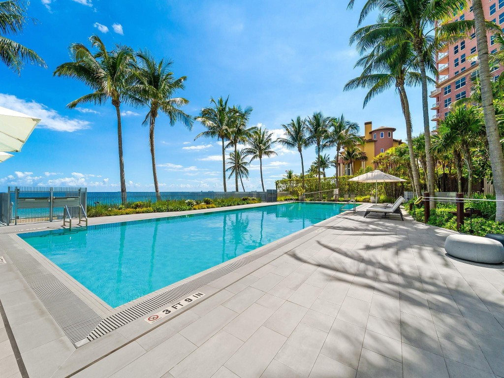 AUBERGE BEACH RESIDENCES - Residential