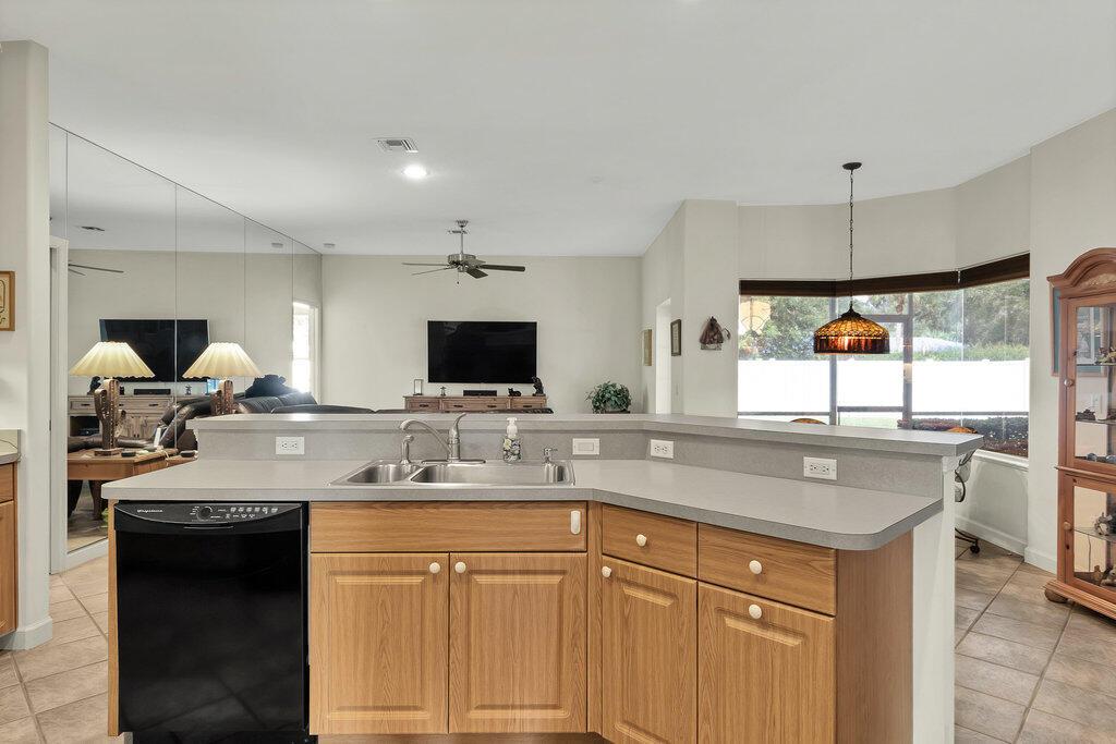 The Laurels - Residential