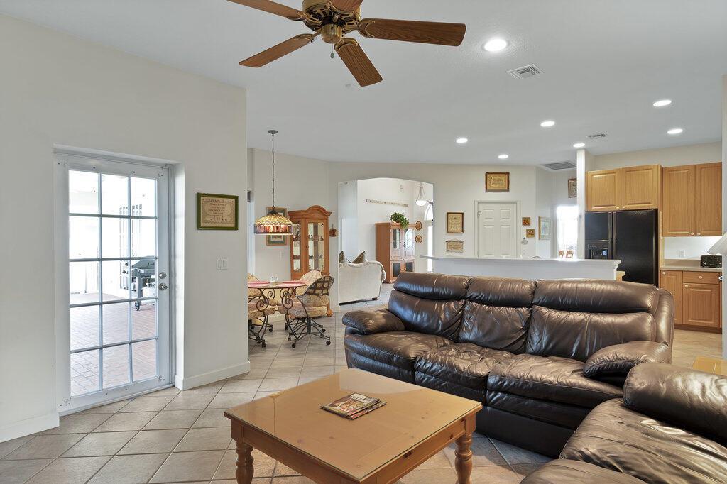 The Laurels - Residential