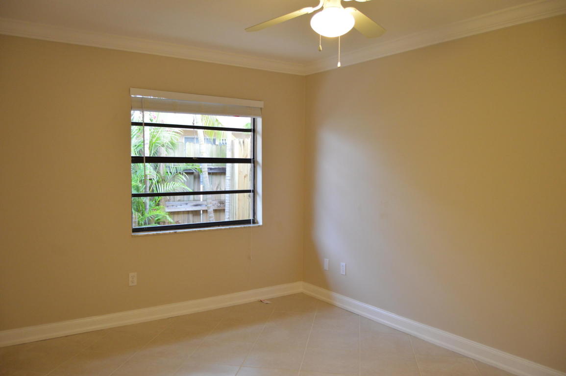 LANTANA - Residential Lease