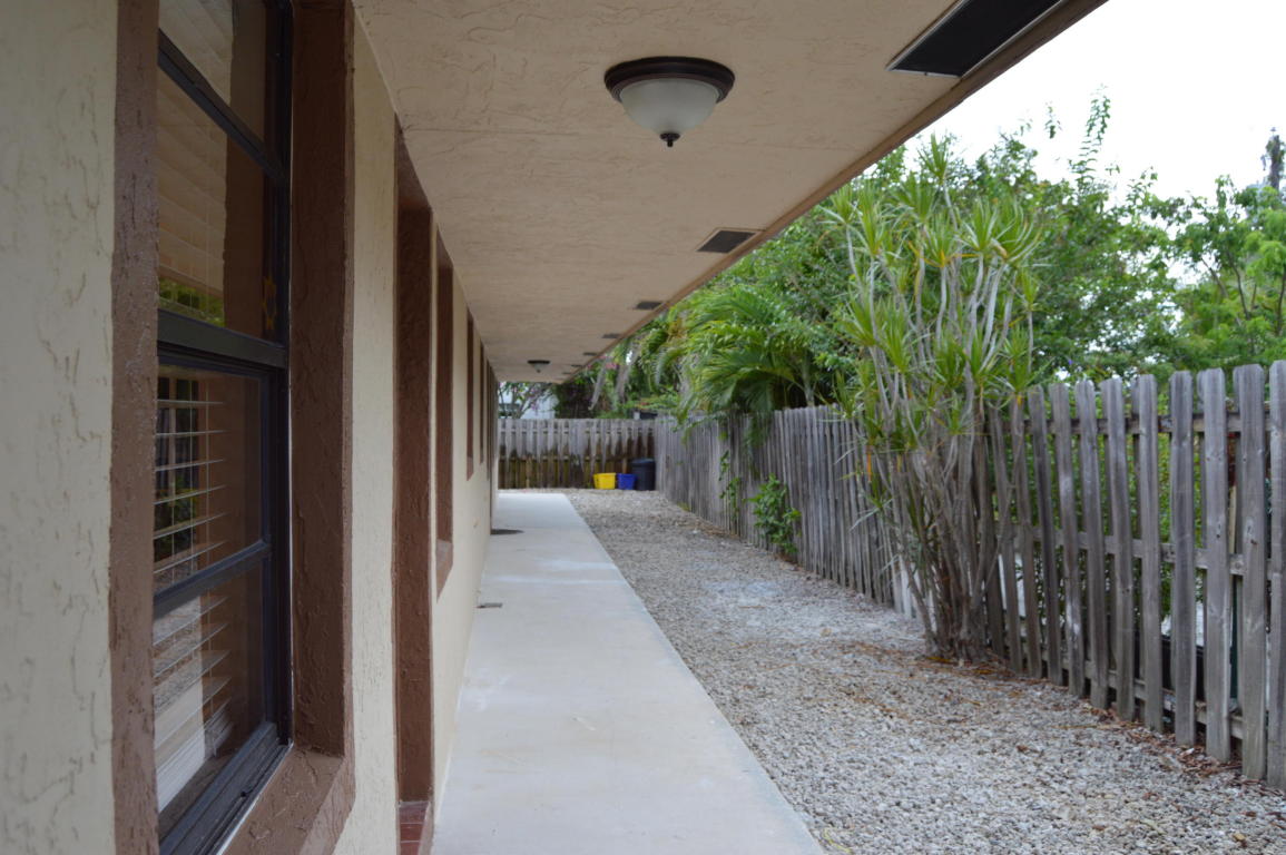 LANTANA - Residential Lease