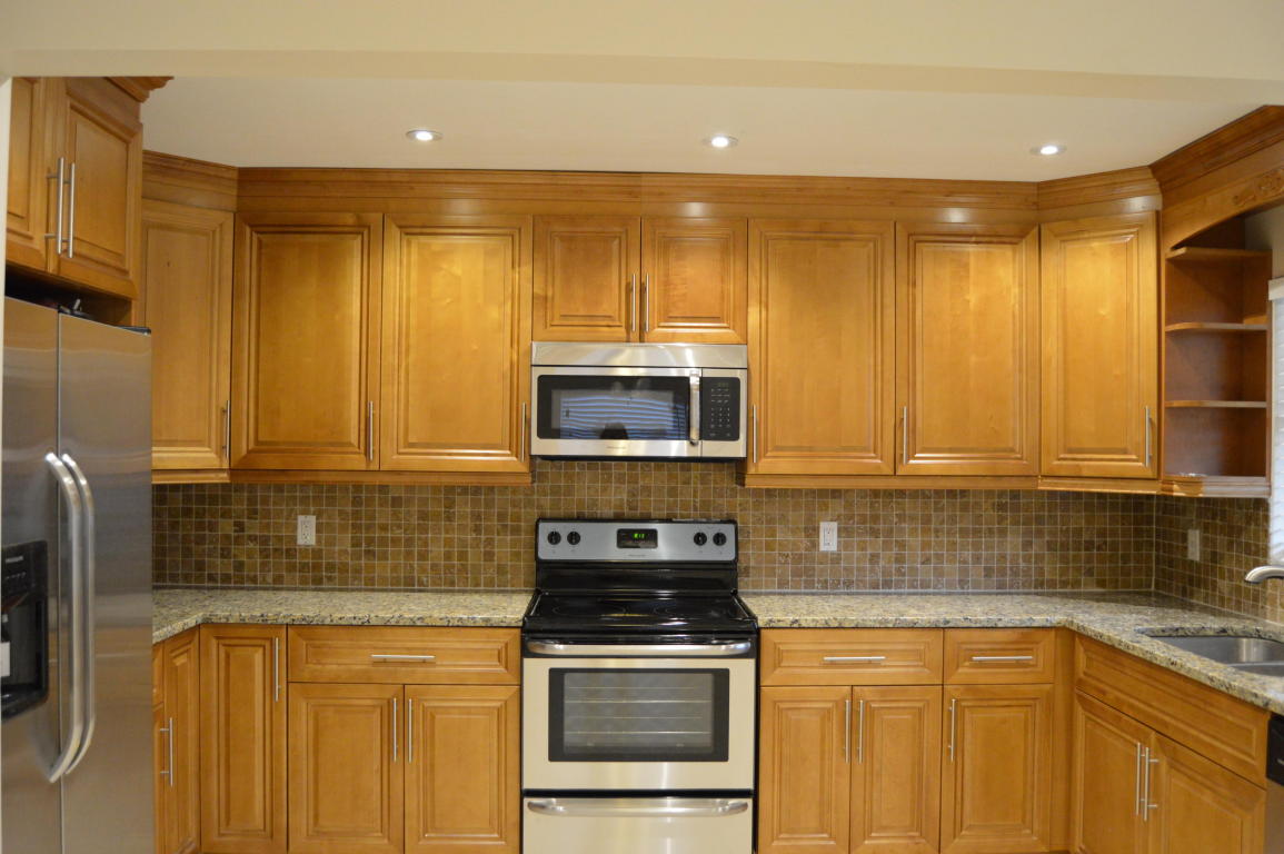 LANTANA - Residential Lease