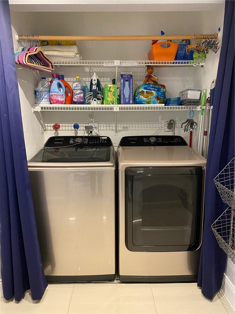 Golden Raintree IV-C - Residential