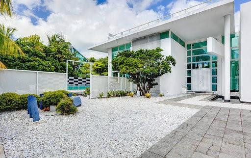 GOLDEN BEACH SEC B - Residential