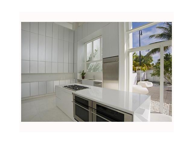 GOLDEN BEACH SEC B - Residential