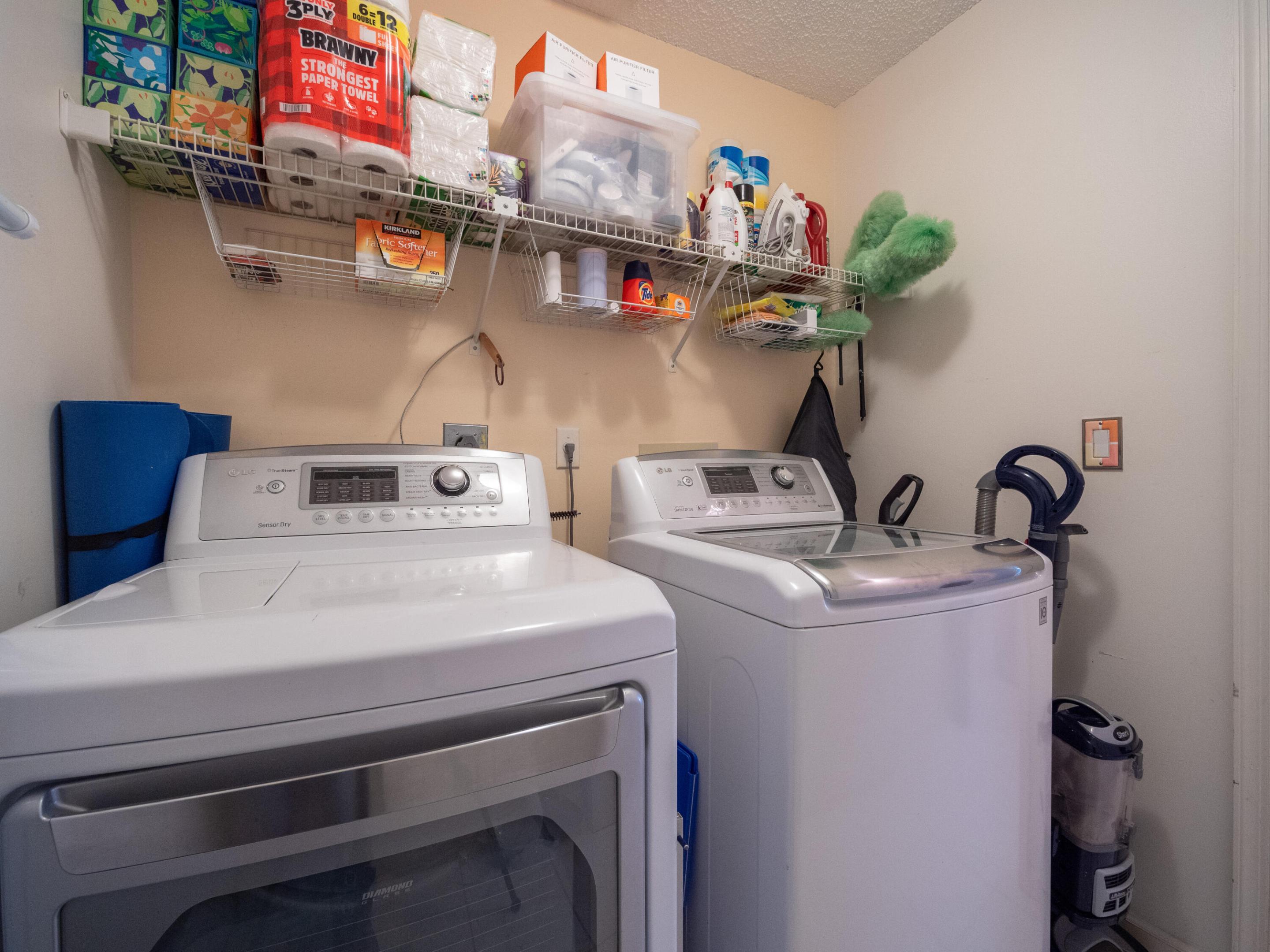 WELLINGTON TR 43 - Residential