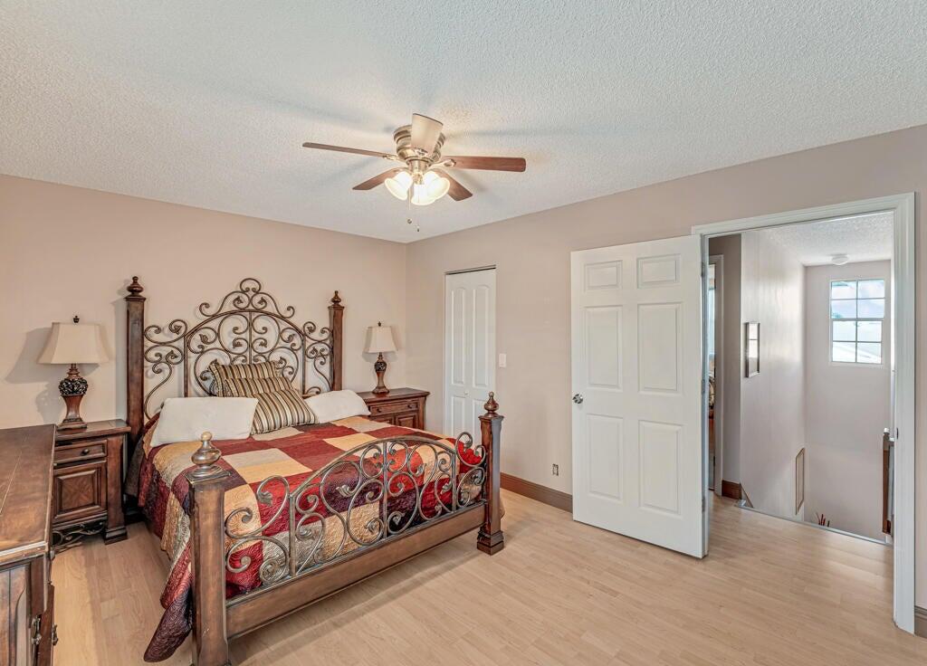 Boynton Beach Blvd west of Military S on Boynton P - Residential