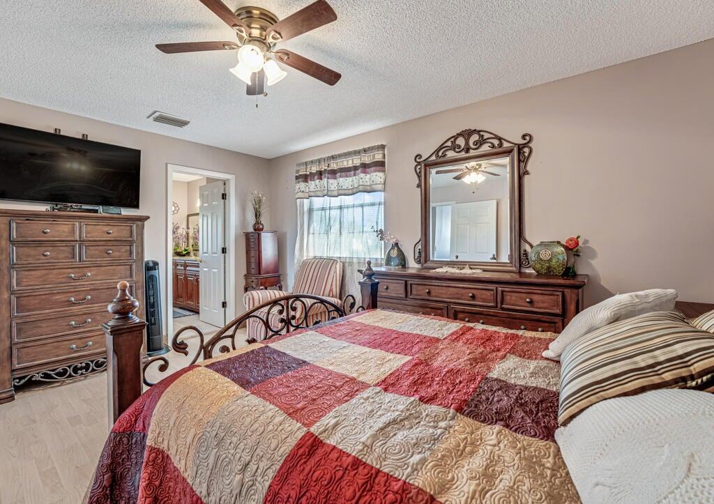 Boynton Beach Blvd west of Military S on Boynton P - Residential