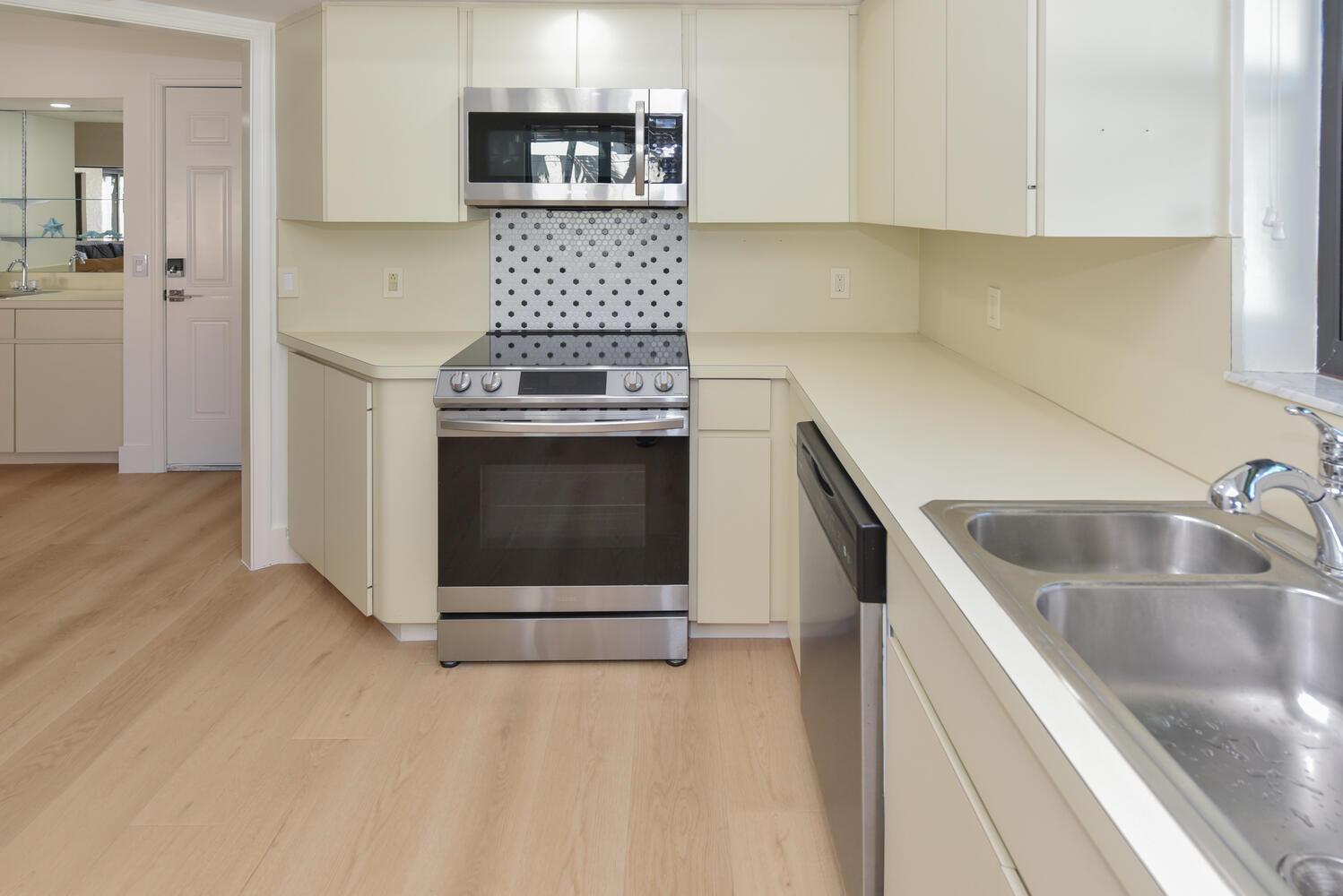 Via Del Mar - Residential Lease