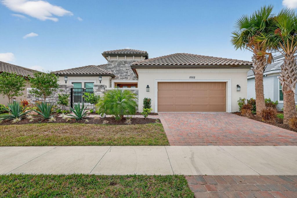 Photo of 10102 SW Davanti Drive, Port Saint Lucie, FL 34987 (MLS # B26004588)