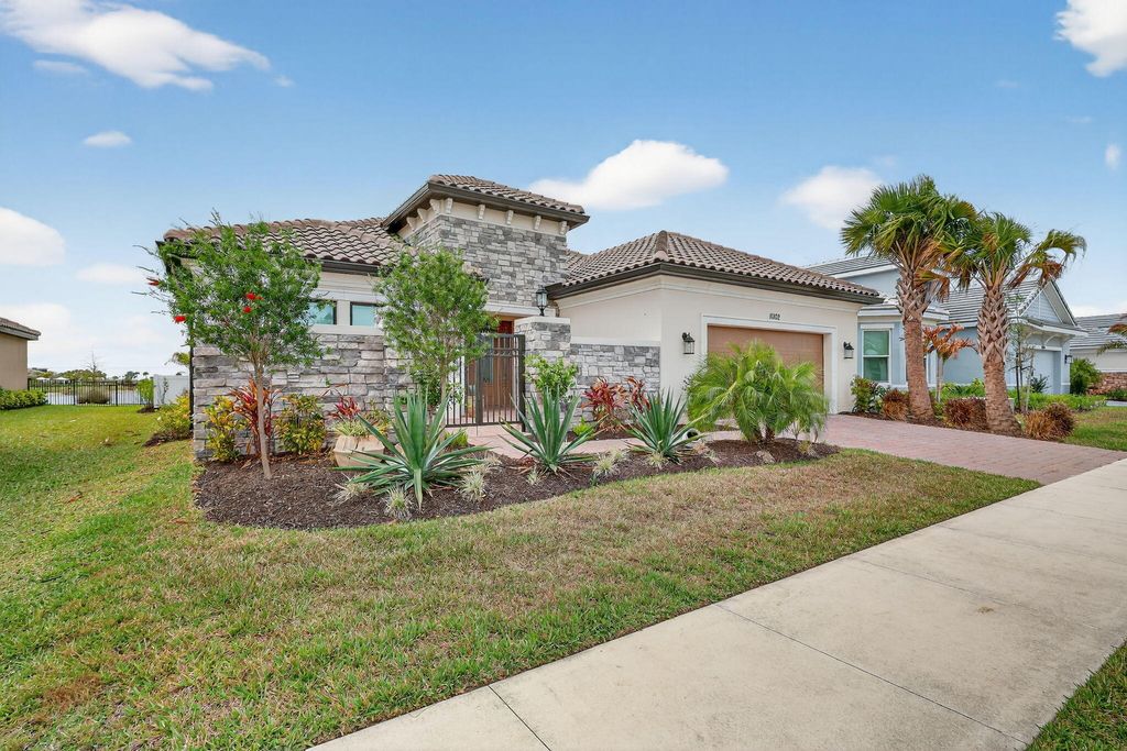 Photo of 10102 SW Davanti Drive, Port Saint Lucie, FL 34987 (MLS # B26004588)