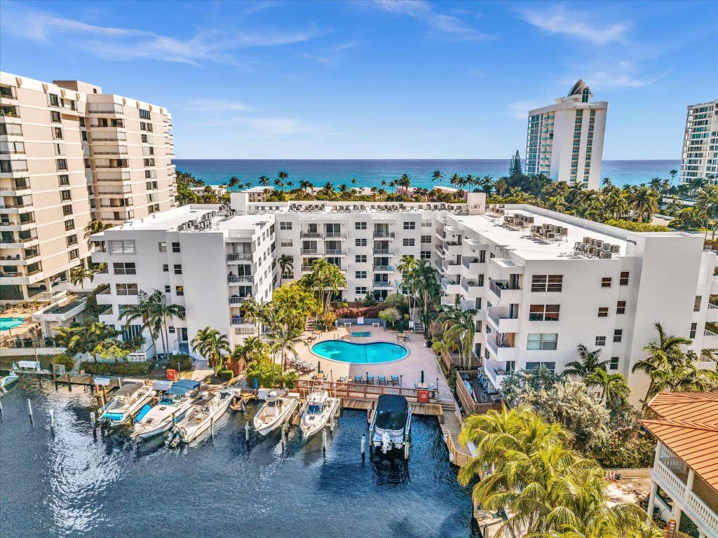 Photo of 1421 S OCEAN Boulevard #116, Pompano Beach, FL 33062 (MLS # B26064225)